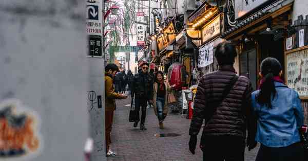 2019年圣诞节是几月几号，圣诞节出生的女孩起什么名字合适